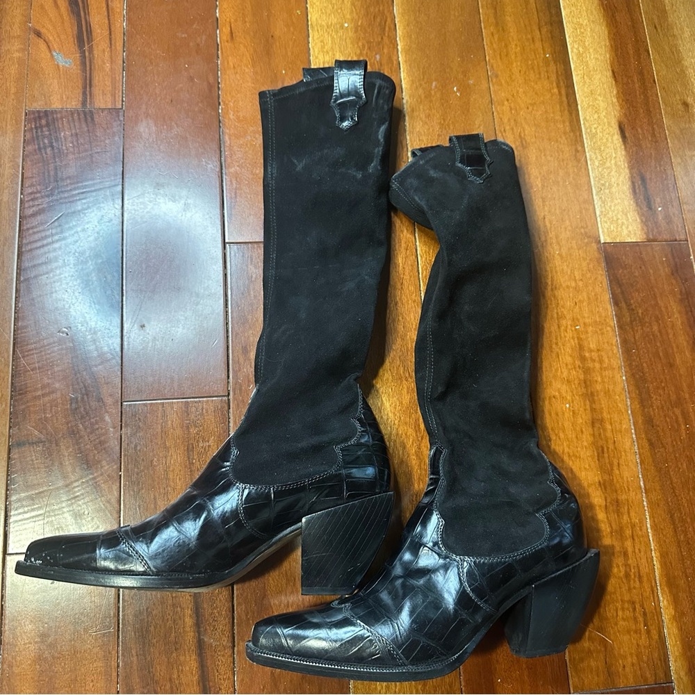 Donald J Pliner. Western Couture Collection. Black Knee-High Leather Boots.  7M
